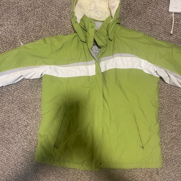 Columbia Lime and White Ski Jacket - Picture 3 of 8
